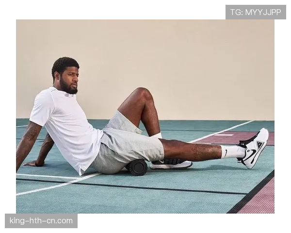 保罗·乔治的厨房里连盐都不放，说是影响肌肉恢复